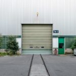 Les dernières tendances 2025 en portes de garage sectionnelles personnalisées